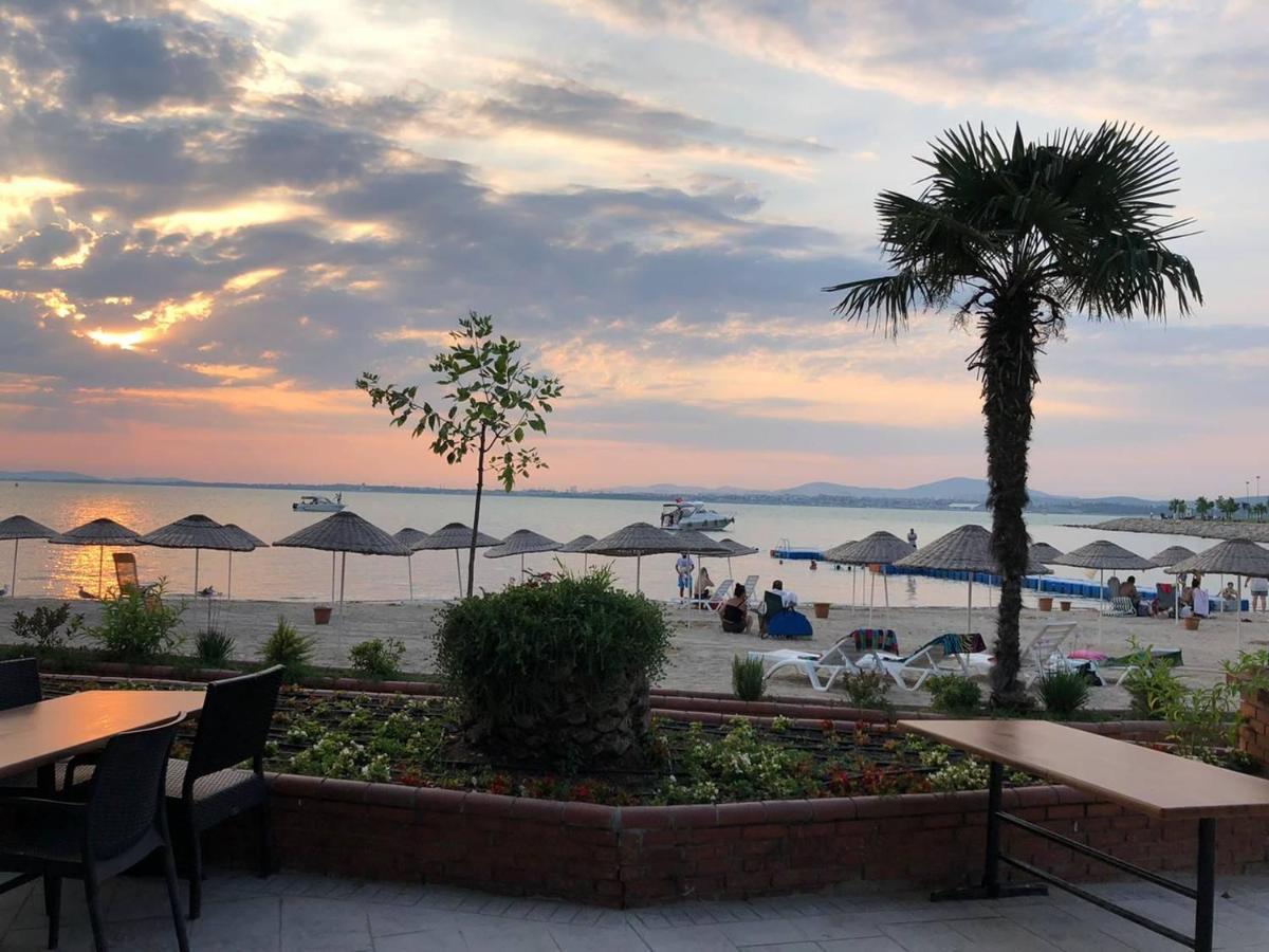 Paradise Island Hotel Darica  Luaran gambar