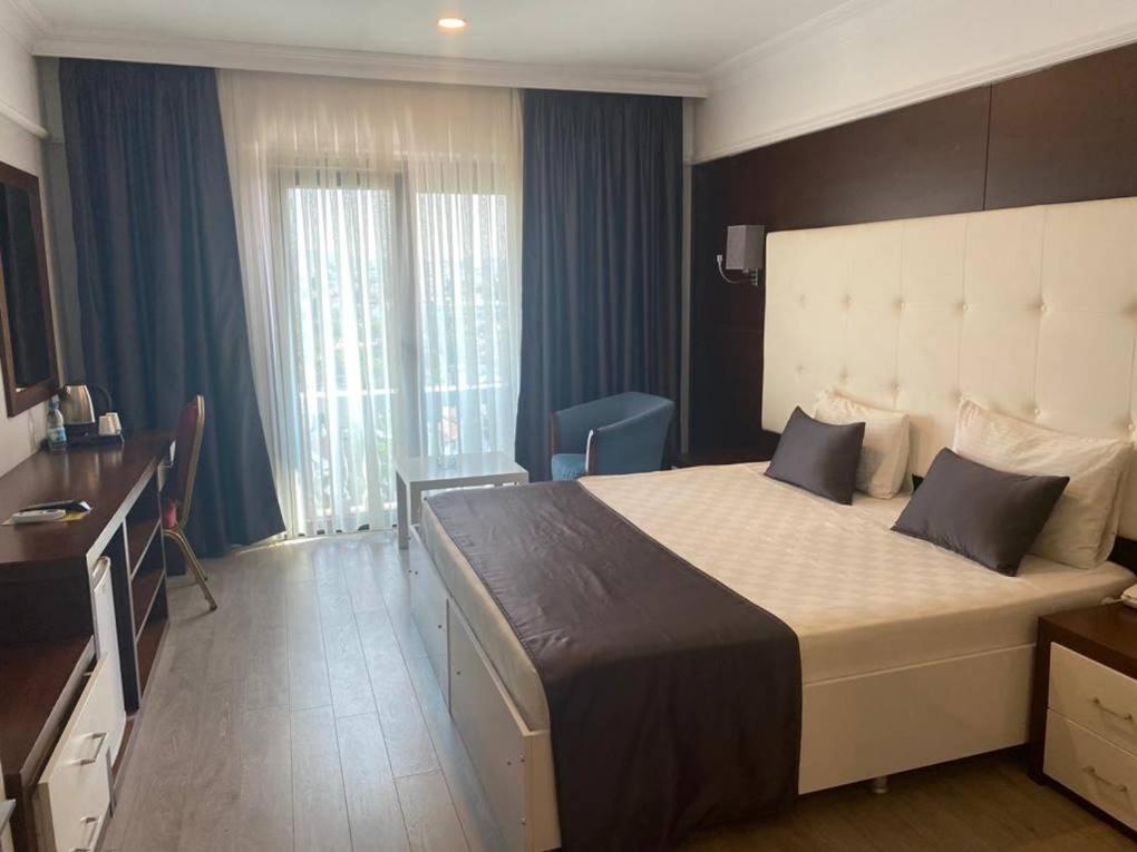 Paradise Island Hotel Darica  Luaran gambar